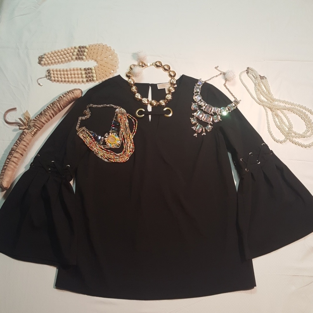 Black Blouse Michael Kors, stretchy.